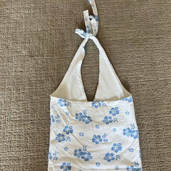 Hollister Halter Top - Picture 2 of 3
